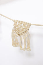 Load image into Gallery viewer, petitie macrame bunting