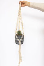 Load image into Gallery viewer, Cascade plant hanger