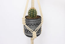 Load image into Gallery viewer, Staple macrame plant hanger