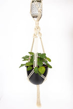 Load image into Gallery viewer, Double macrame plant hanger