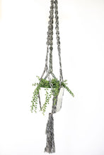 Load image into Gallery viewer, Black and white macrame plant hanger
