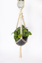 Load image into Gallery viewer, Double macrame plant hanger
