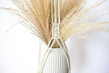 Load image into Gallery viewer, Chunky modern macrame plant hanger
